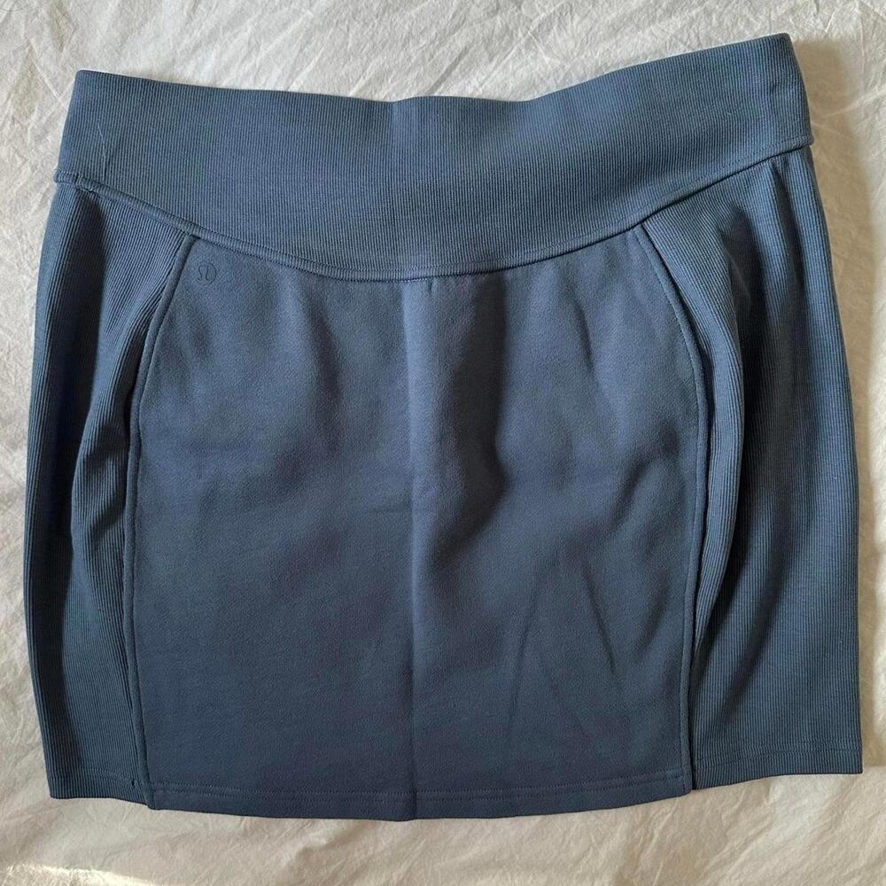 Lululemon Scuba High-Rise Mini Skirt Oasis Blue Size XL NWT - Picture 5 of 6